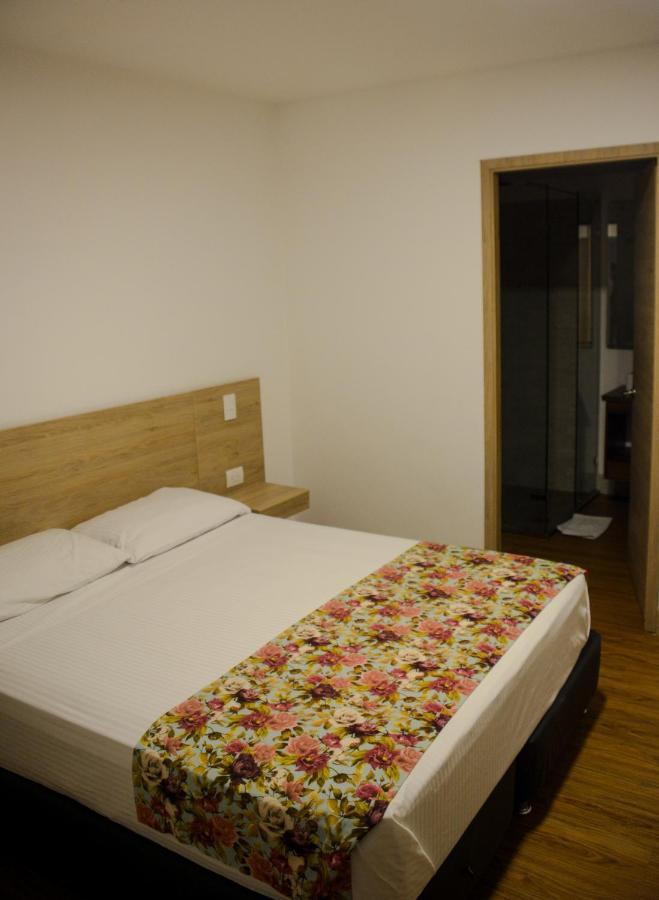 Hotel Poma Rosa Medellin Ngoại thất bức ảnh