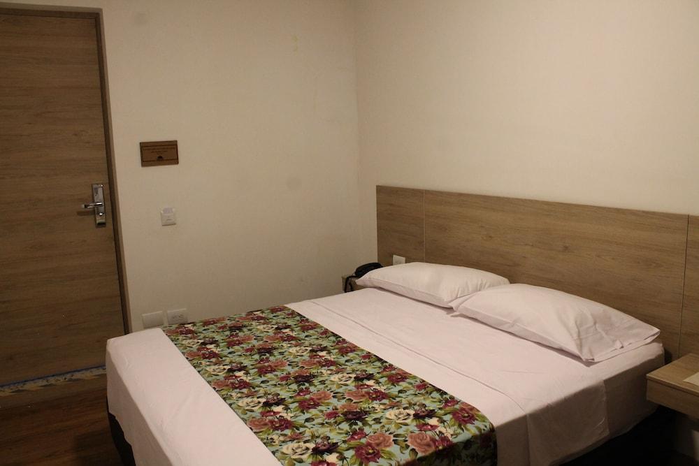 Hotel Poma Rosa Medellin Ngoại thất bức ảnh