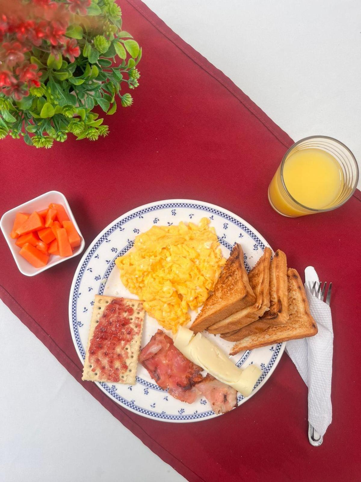 Hotel Poma Rosa Medellin Ngoại thất bức ảnh