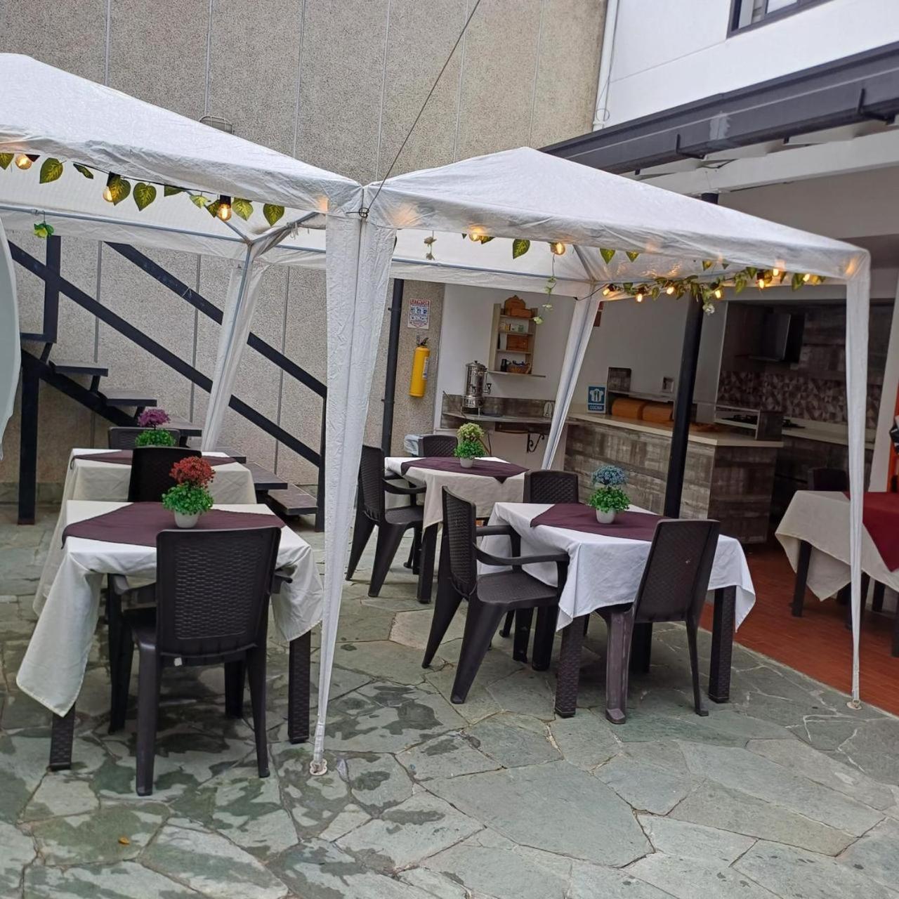 Hotel Poma Rosa Medellin Ngoại thất bức ảnh